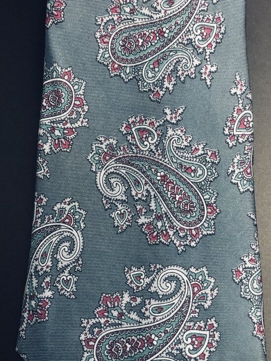Vintage Christian Dior Silk Tie Made in USA Fabric Woven in Italy Sage Paisley - Picture 7 of 7